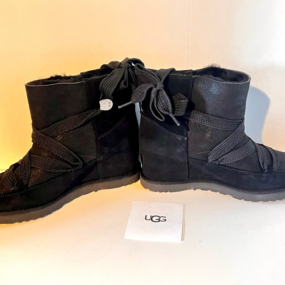 UGG Women's Black Boots - New
